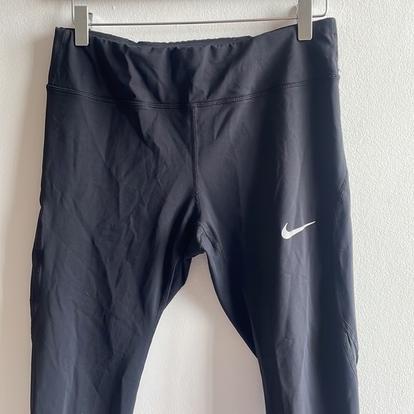 Nike Capri Leggings Large - Picture 8 of 8